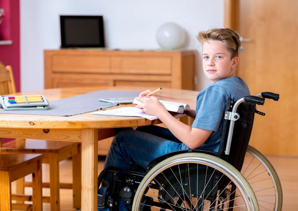 Spina bifida (offener Rücken) kann zu Lähmungen führen