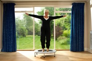 Trampolin Übungen für den Bauch