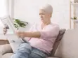 Alterssichtigkeit – Ursachen, Symptome & Behandlungsmöglichkeiten
